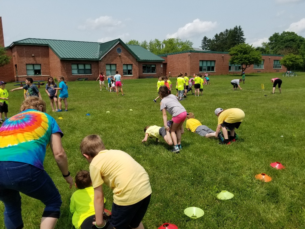 students at field day