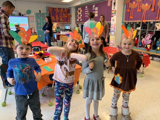 PES Kindergarten Holds Friendship Feast