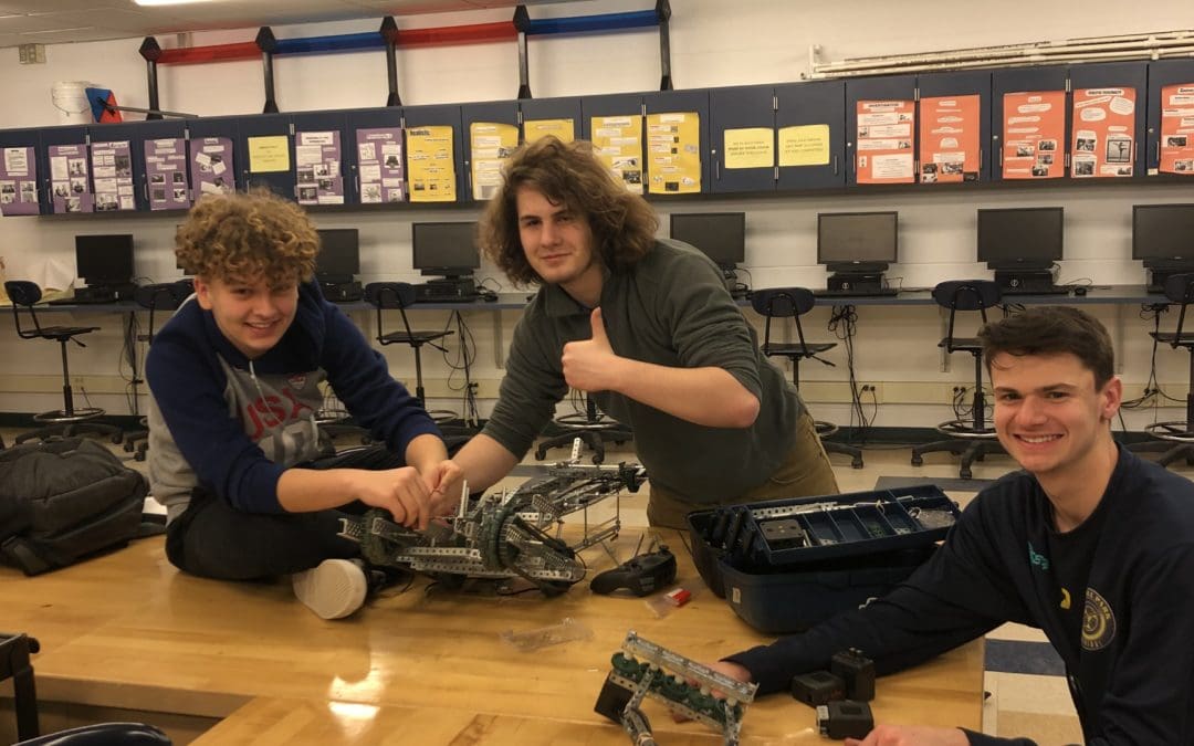 robotics club working together