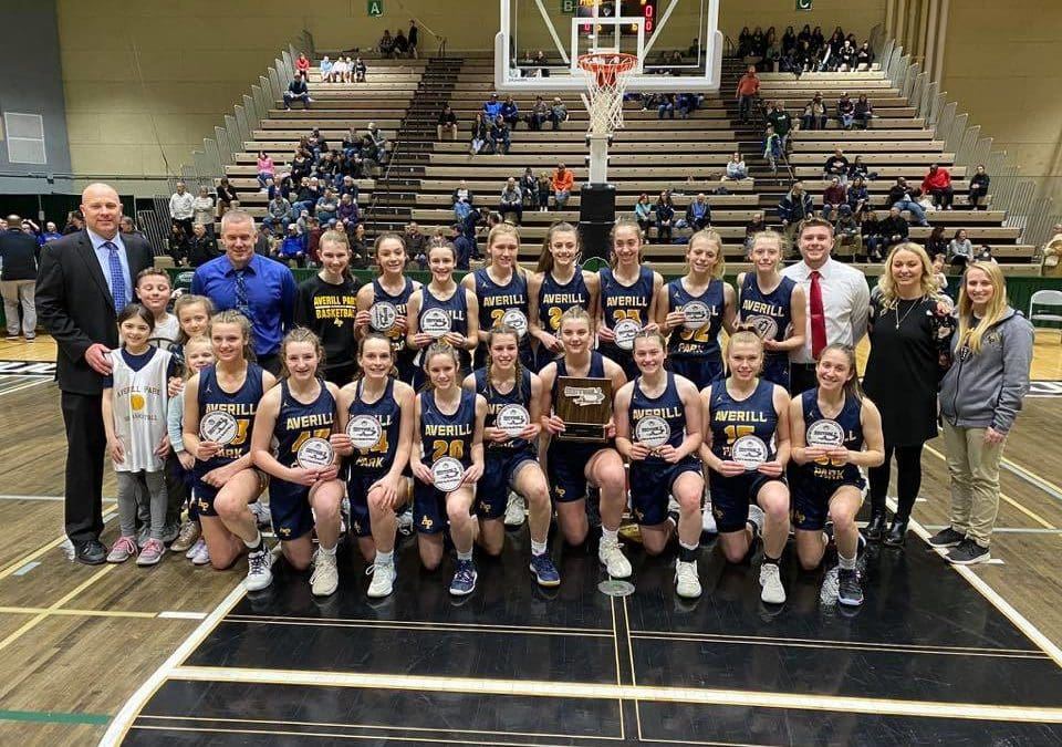 Girls Basketball Wins Section II, Advances to States